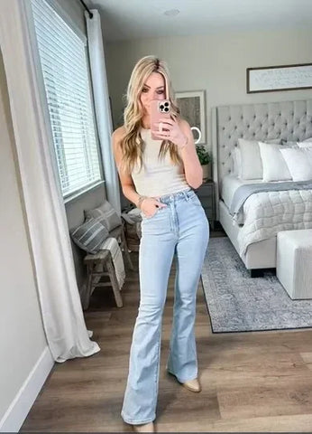 Women's Ultra High Rise Stretch Flare Jean